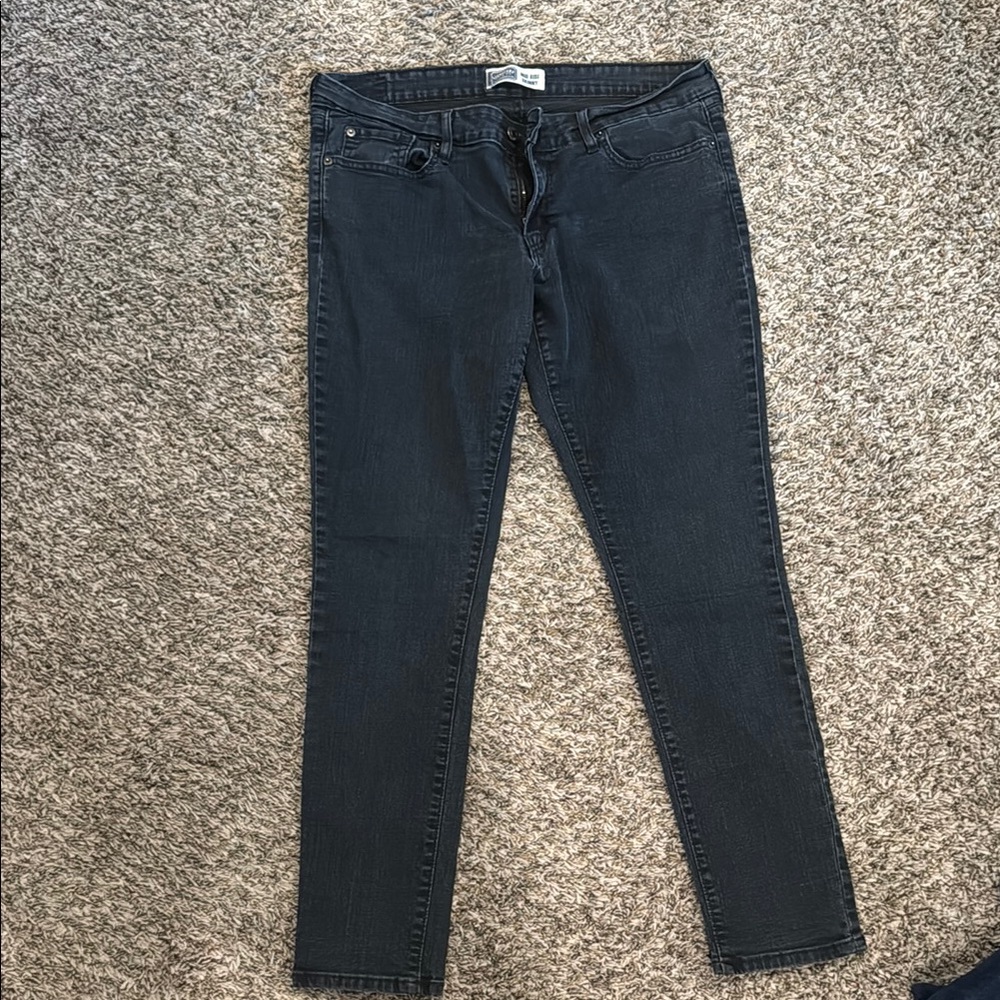 Women's Levi’s mid rise skinny jeans